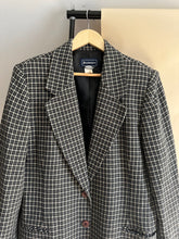 Load image into Gallery viewer, Vintage Houndstooth Wool Blend Blazer (Sized S-L)