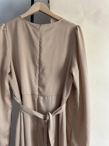 Puff Sleeve Tied Midi/Maxi Dress