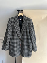 Load image into Gallery viewer, Vintage Houndstooth Wool Blend Blazer (Sized S-L)