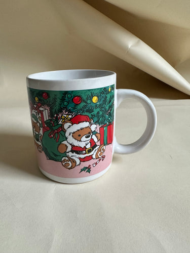 Vintage Christmas Mug - Tree + Gifts