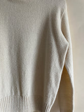 Load image into Gallery viewer, Vintage Wool Blend Sweater (Sized S/M)