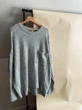 Load image into Gallery viewer, Oversized Knit Sweater (Sized M-XL)