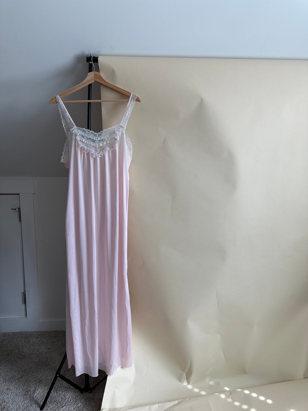 Vintage Nightgown (Sized M/L)