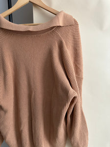 Ribbed Knit Collared Sweater (Sized M/L)