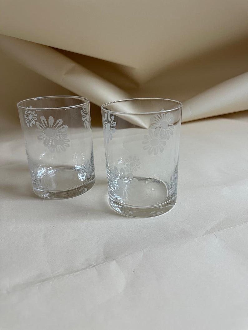 Set of 2 Vintage Floral Etched Glasses