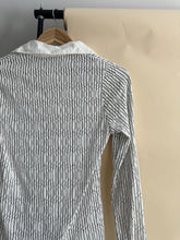 Load image into Gallery viewer, Pleated Collared Blouse