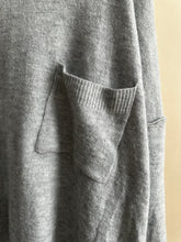 Load image into Gallery viewer, Oversized Knit Sweater (Sized M-XL)