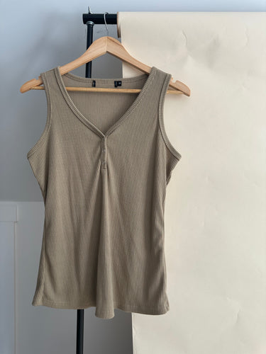 Ribbed Button Tank