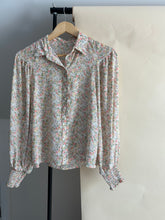 Load image into Gallery viewer, Floral Printed Blouse