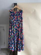 Load image into Gallery viewer, Vintage Gauzy Floral Dress (Sized L)