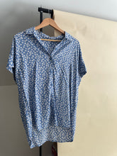 Load image into Gallery viewer, Floral Printed Blouse