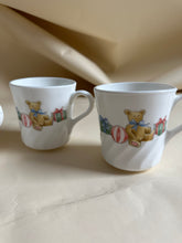 Load image into Gallery viewer, Set of 3 Vintage Corning Christmas Mugs (Rare!)