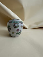 Load image into Gallery viewer, Vintage Hand Painted Ceramic Bud Vase