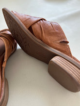 Load image into Gallery viewer, Leather Sandal Slides