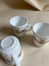 Load image into Gallery viewer, Set of 3 Vintage Corning Christmas Mugs (Rare!)