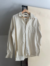 Load image into Gallery viewer, Vintage Softened Cotton Buttondown