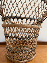 Load image into Gallery viewer, Vintage Woven Planter