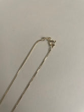 Load image into Gallery viewer, Vintage Sterling Silver Gold Plated Necklace