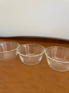 3 Vintage Pyrex Bowls