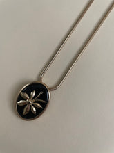 Load image into Gallery viewer, Vintage Pendant Necklace